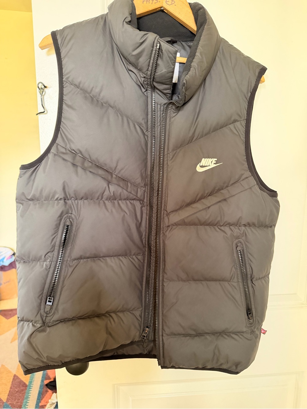 Nike Men's Charcoal Quilted Puffer Vest